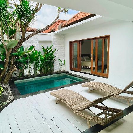 Villa Angel 2 - Canggu Shortcut, Staff Included エクステリア 写真